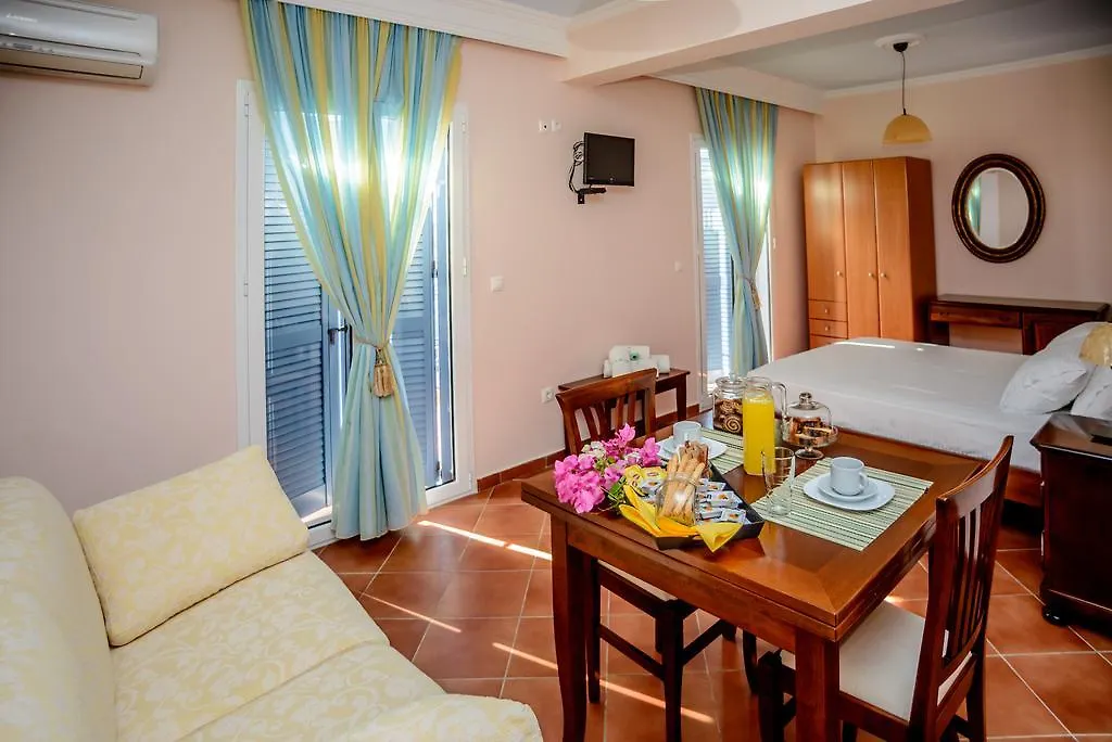 Casa Di Luna Lourdata  0*, Lourdata (Kefalonia) Yunanistan