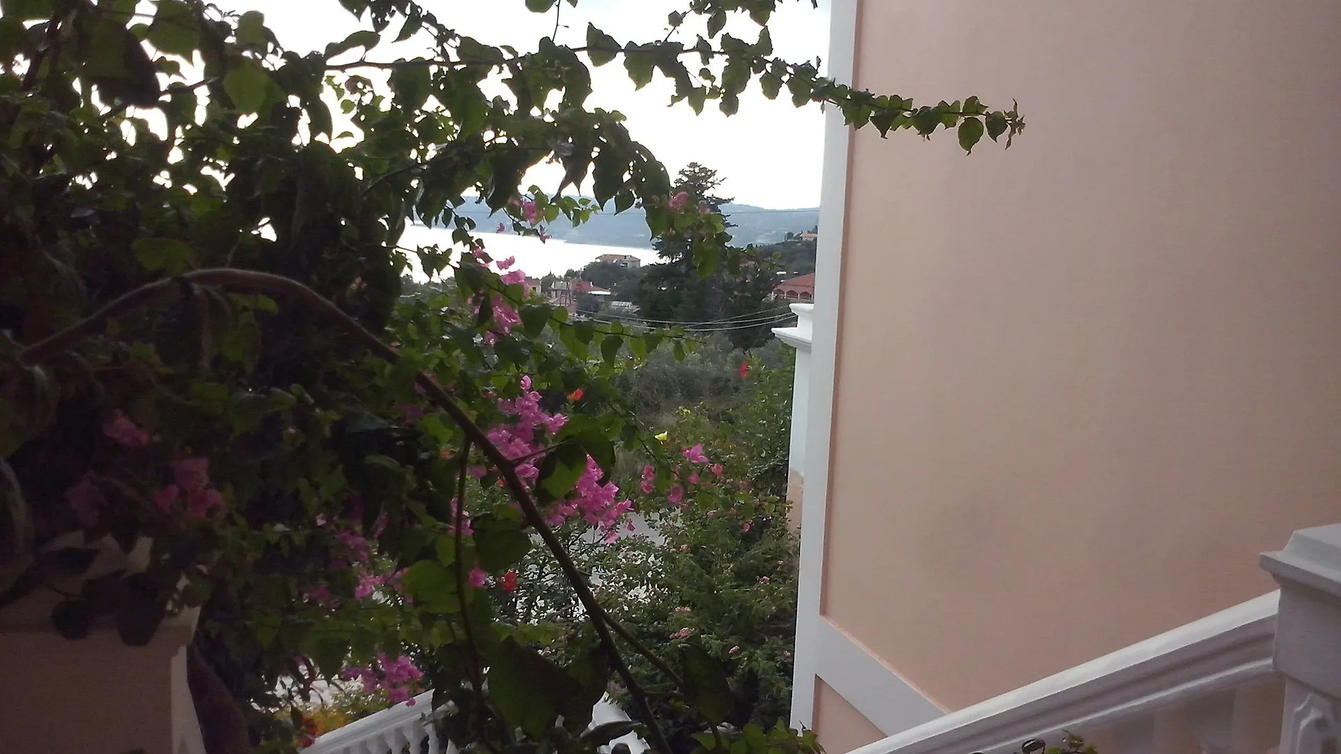 Casa Di Luna Lourdata  Apartment
